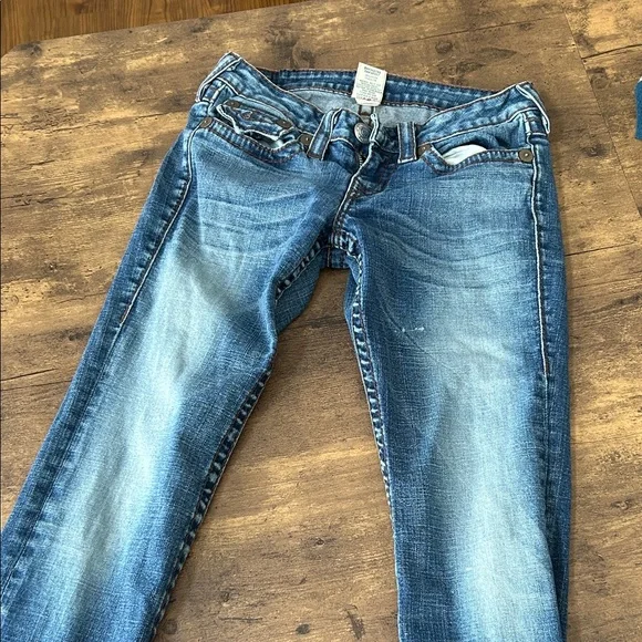 True Religion Classic Blue Jeans with Brown Stitching - Picture 5 of 5